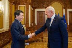 Sursa foto: Facebook / Nicuşor Dan